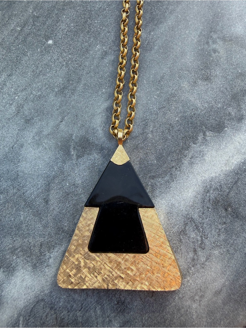 Vintage Sarah Coventry Gold Black 70s Geometric Pendant Necklace